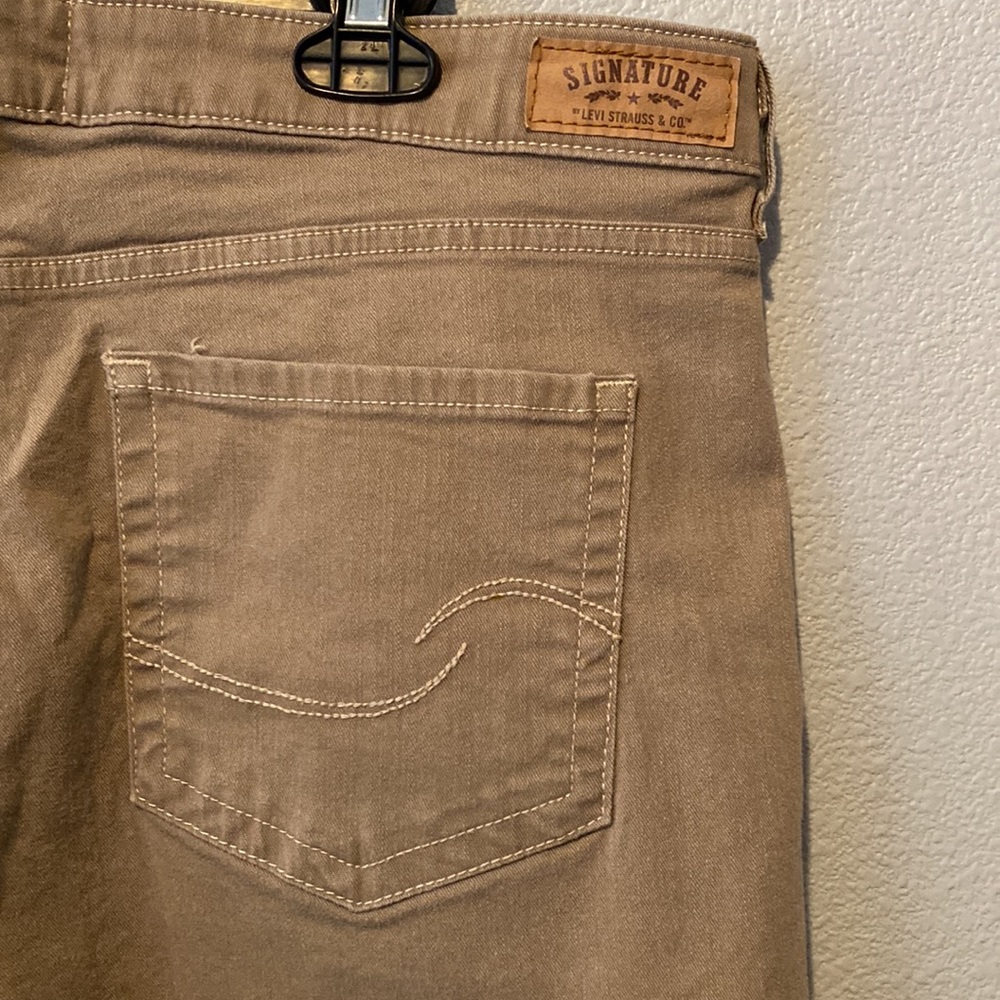 Khaki Stretch Denim Shorts Size 16 - Picture 6 of 11